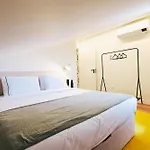 Espaco Quattro 公寓 *