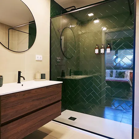 Espaço Quattro Apartamento *